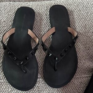 Rebecca Minkoff Black Studded Thong Sandals Size 9 Barley Worn